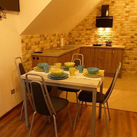 Apartament Pozytywka Tenczynek ภายนอก รูปภาพ