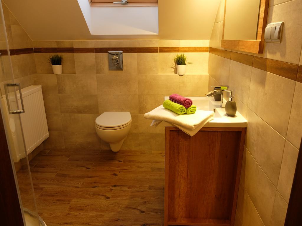 Apartament Pozytywka Tenczynek ภายนอก รูปภาพ